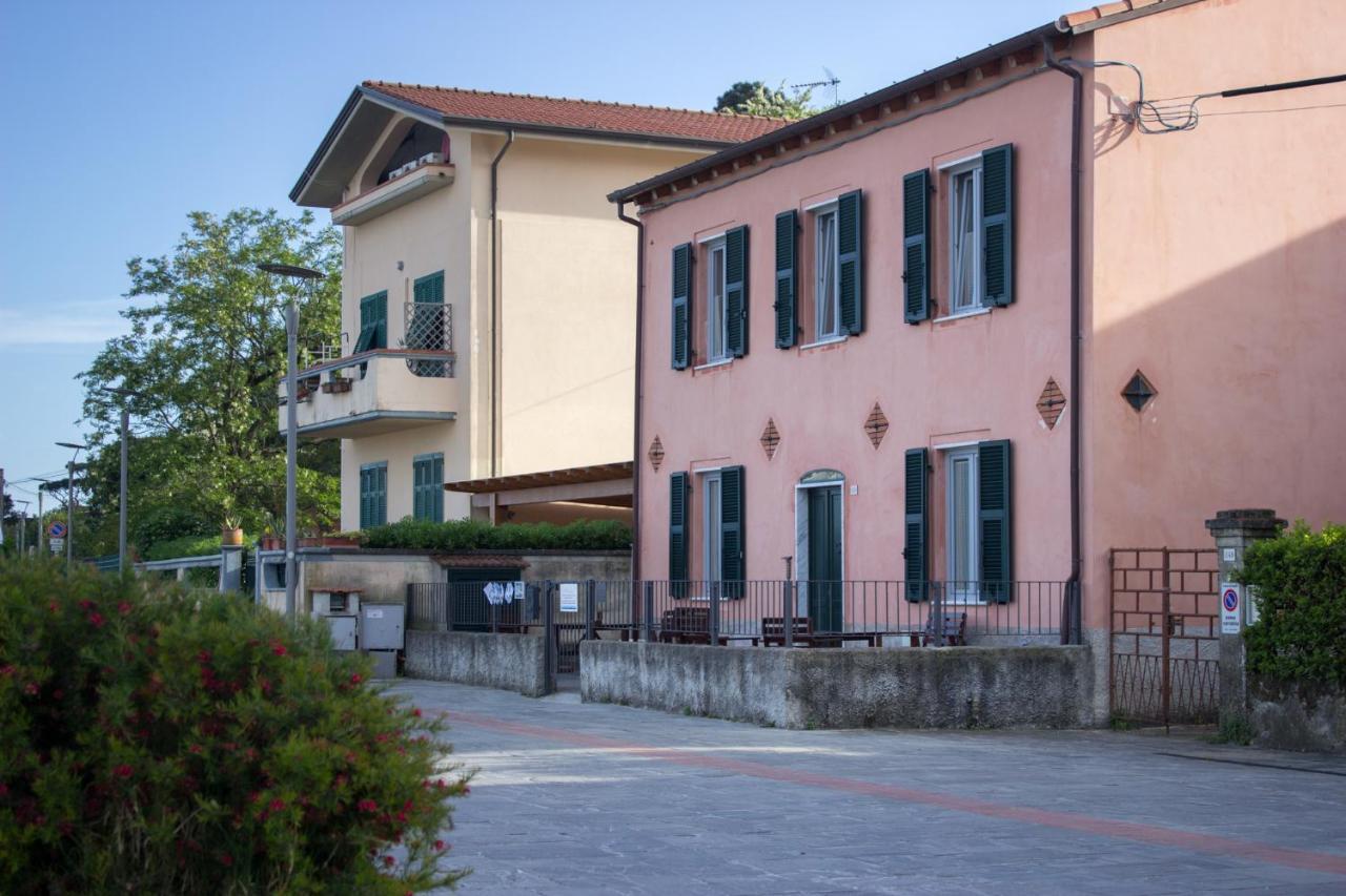 La Casa Della Tilde Apartamento Bocca di Magra Exterior foto