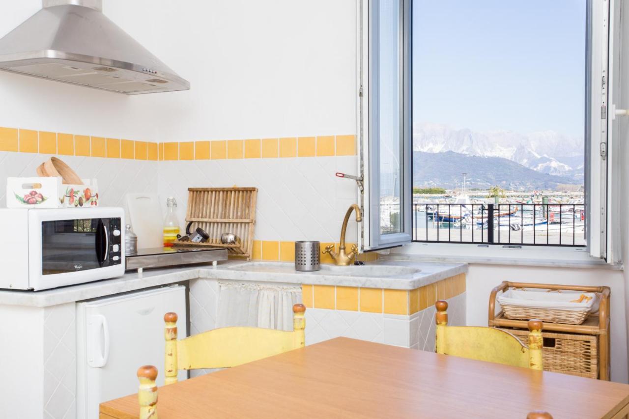 La Casa Della Tilde Apartamento Bocca di Magra Exterior foto